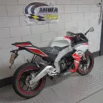 Nieuwe Aprilia RS 125 sport met 124cc motor uit 2026 bij NIWA Motoren