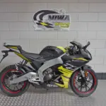 Nieuwe Aprilia RS 125 sport met 124cc motor uit 2026 bij NIWA Motoren