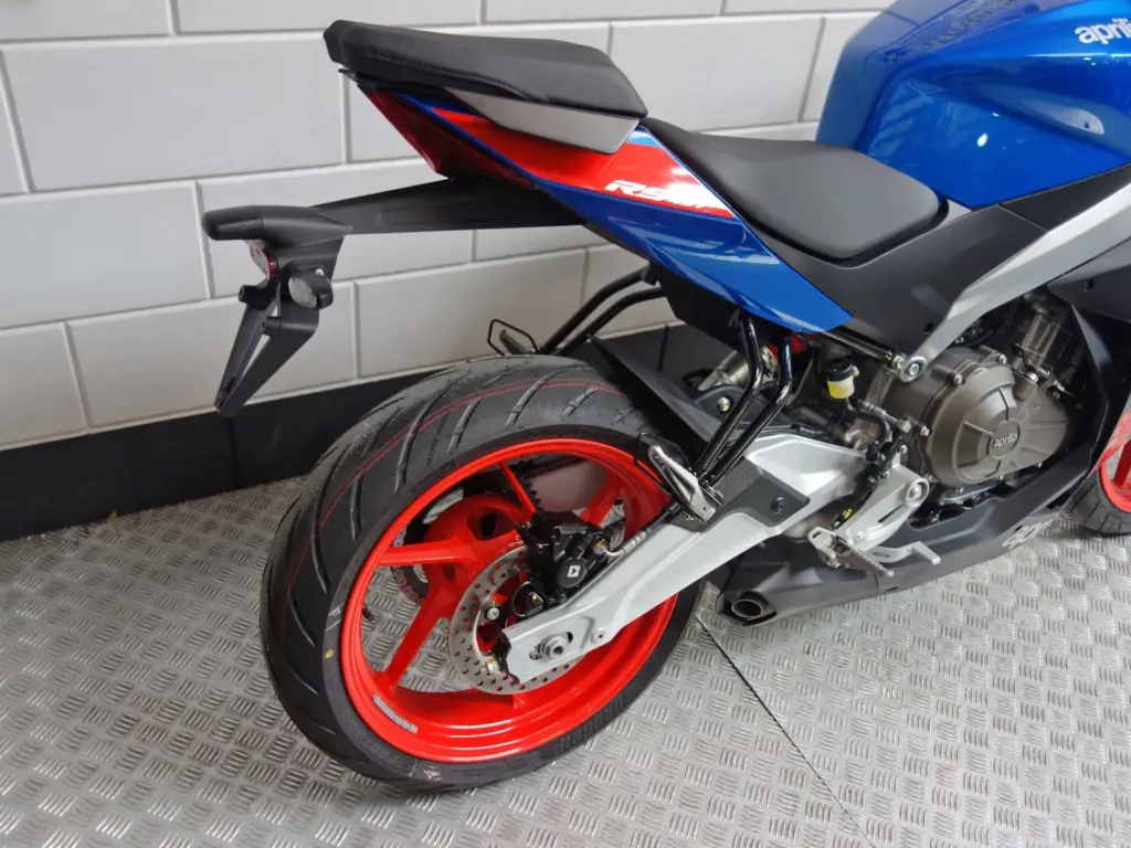 Nieuwe Aprilia RS 457 supersport met 457cc motor uit 2026 bij NIWA Motoren
