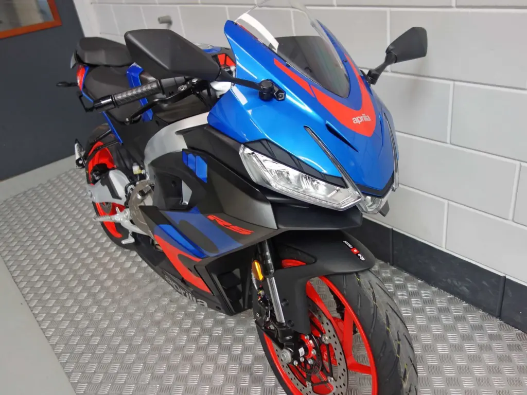 Nieuwe Aprilia RS 457 supersport met 457cc motor uit 2026 bij NIWA Motoren