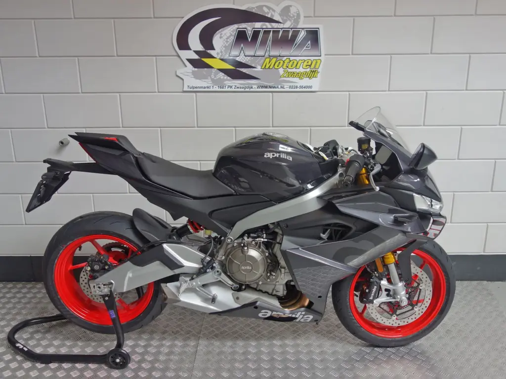Nieuwe Aprilia RS 660 supersport met 660cc motor uit 2026 bij NIWA Motoren