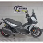 Nieuwe Aprilia SR GT motorscooter met 400cc motor uit 2026 bij NIWA Motoren