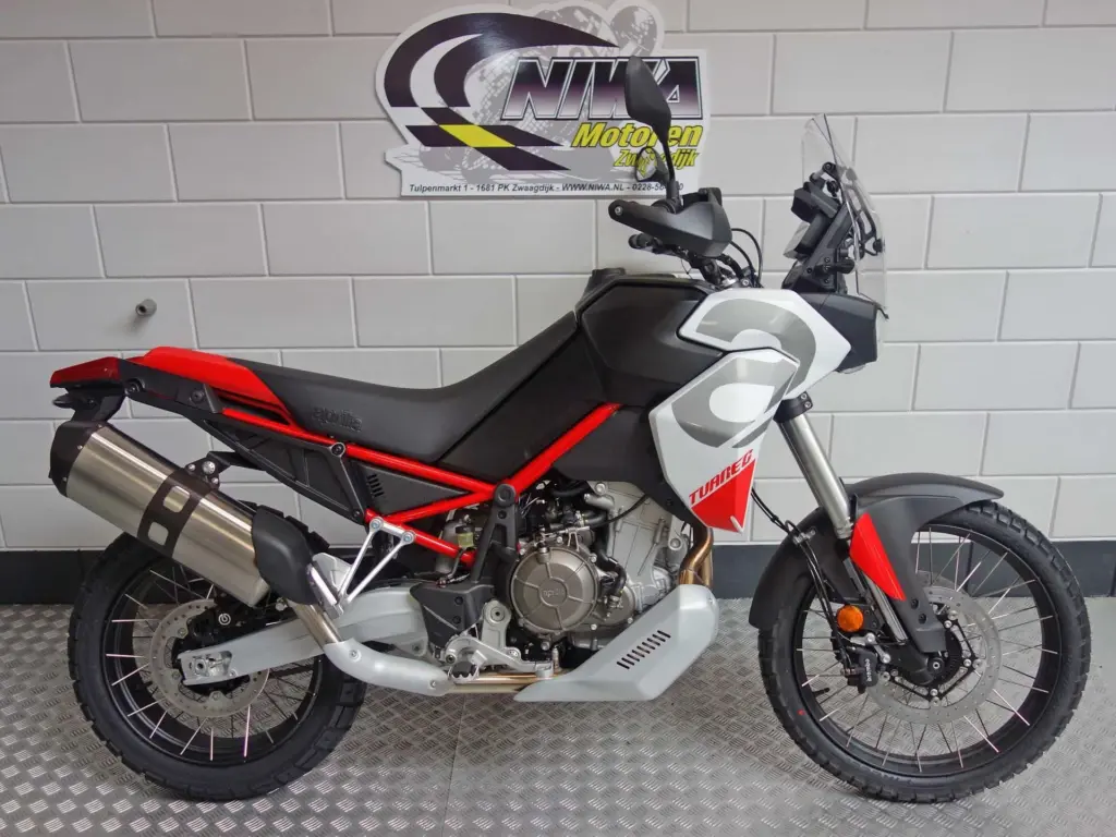 Nieuwe Aprilia Tuareg overig met cc motor uit 2026 bij NIWA Motoren