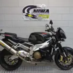 Gebruikte Aprilia Tuono naked bike met 998cc motor uit 2008 bij NIWA Motoren