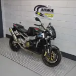 Gebruikte Aprilia Tuono naked bike met 998cc motor uit 2008 bij NIWA Motoren