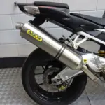 Gebruikte Aprilia Tuono naked bike met 998cc motor uit 2008 bij NIWA Motoren