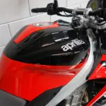 Gebruikte Aprilia Tuono naked bike met 457cc motor uit 2026 bij NIWA Motoren