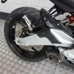 Gebruikte Aprilia Tuono naked bike met 457cc motor uit 2026 bij NIWA Motoren