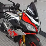 Gebruikte Aprilia Tuono V4 naked bike met 1077cc motor uit 2016 bij NIWA Motoren