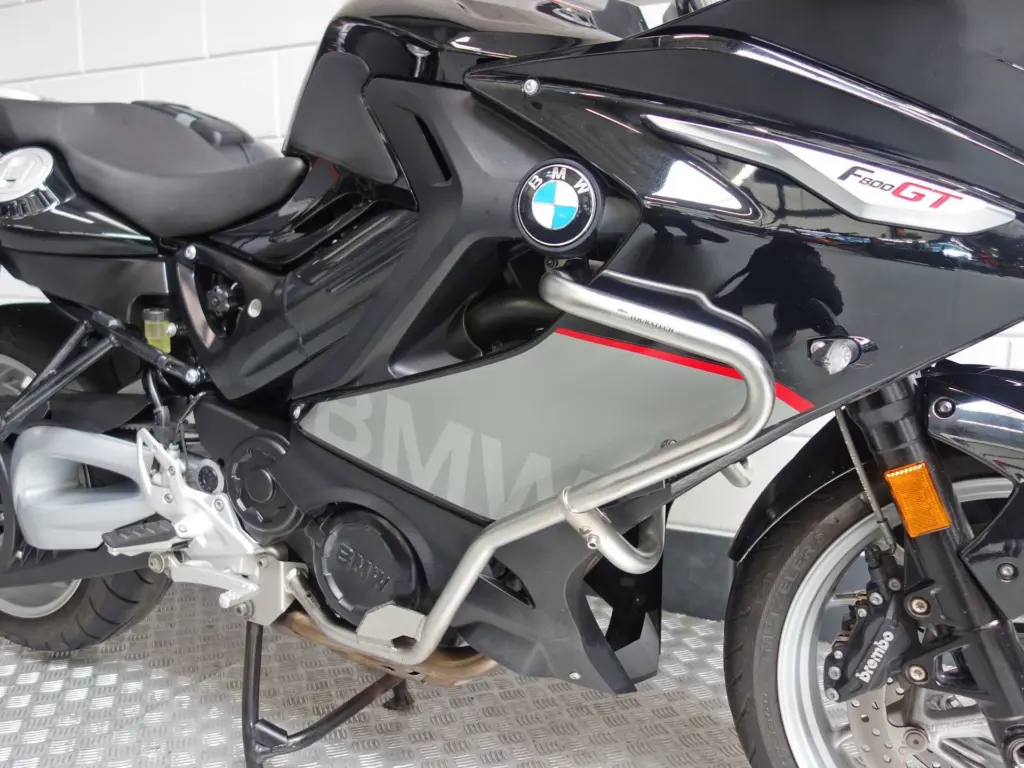 Gebruikte BMW F 800 GT tour met 798cc motor uit 2017 bij NIWA Motoren