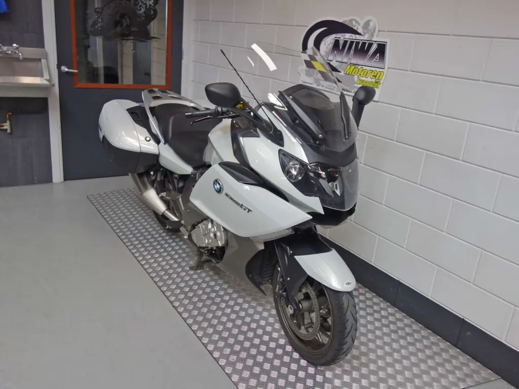 Gebruikte BMW K 1600 GT tour met 1650cc motor uit 2011 bij NIWA Motoren