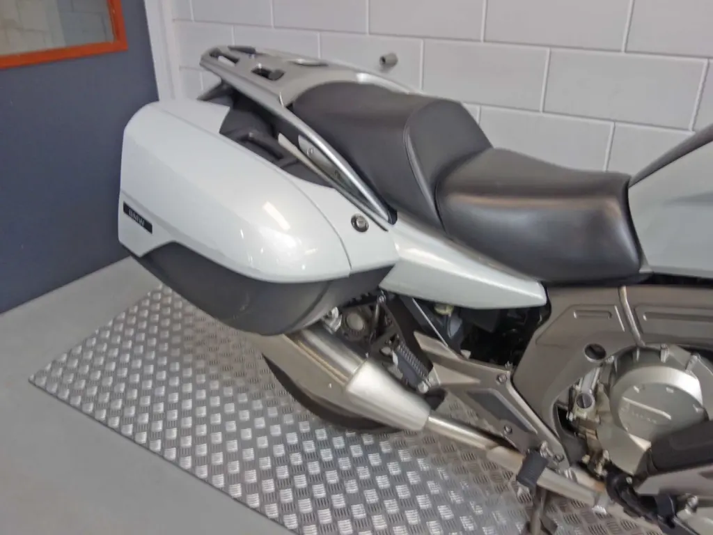 Gebruikte BMW K 1600 GT tour met 1650cc motor uit 2011 bij NIWA Motoren