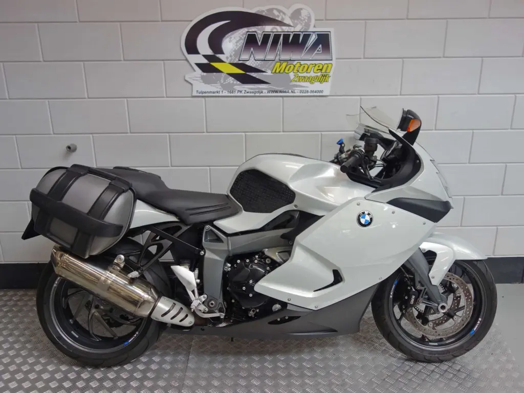 Gebruikte BMW K 1300 S sport met 1293cc motor uit 2009 bij NIWA Motoren