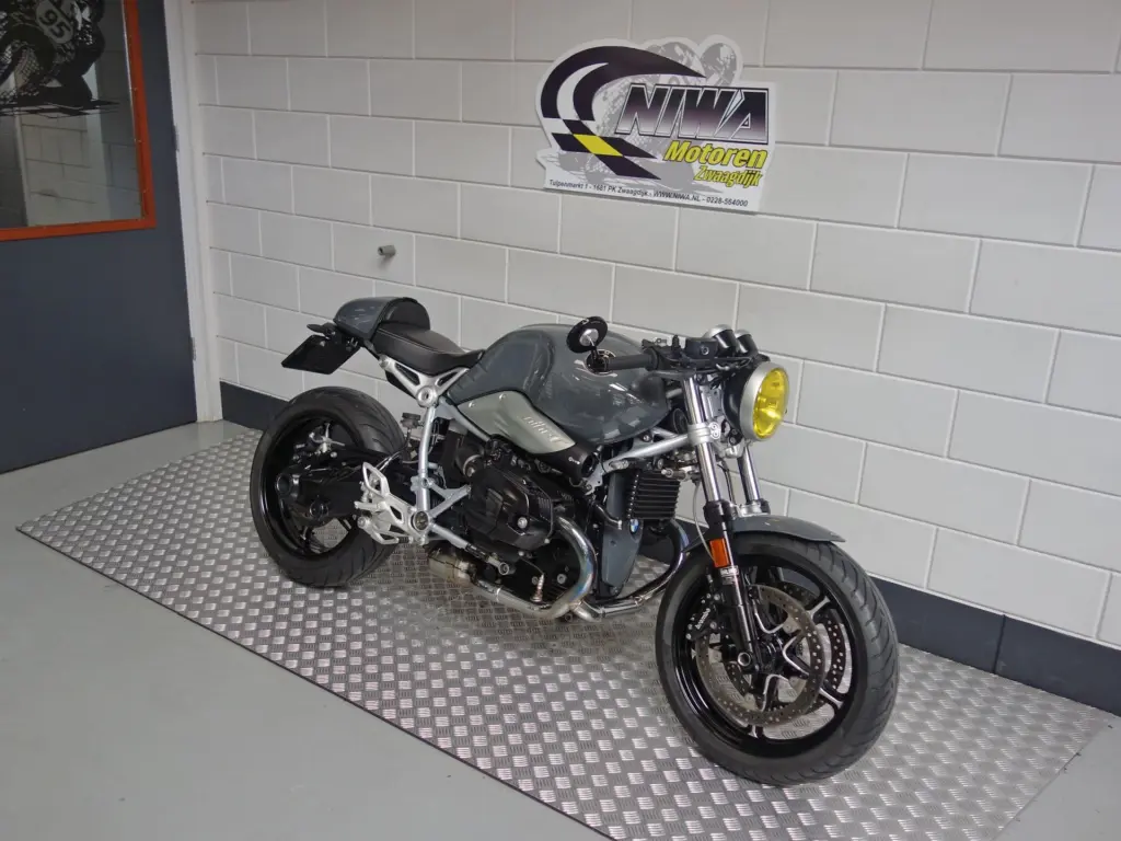 Gebruikte BMW R nineT Racer tour met 1170cc motor uit 2018 bij NIWA Motoren