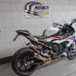 Gebruikte BMW S 1000 RR supersport met 999cc motor uit 2023 bij NIWA Motoren