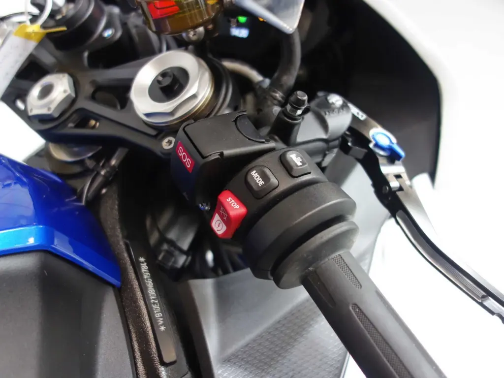 Gebruikte BMW S 1000 RR supersport met 999cc motor uit 2023 bij NIWA Motoren