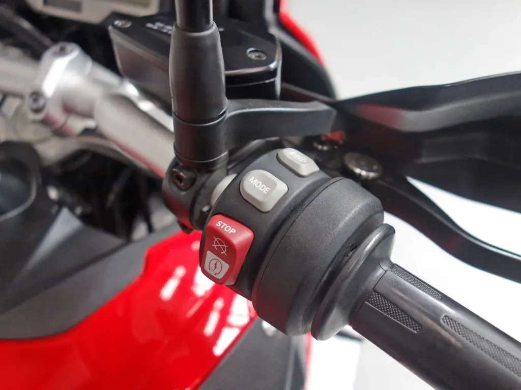 Gebruikte BMW S 1000 XR overig met 999cc motor uit 2015 bij NIWA Motoren