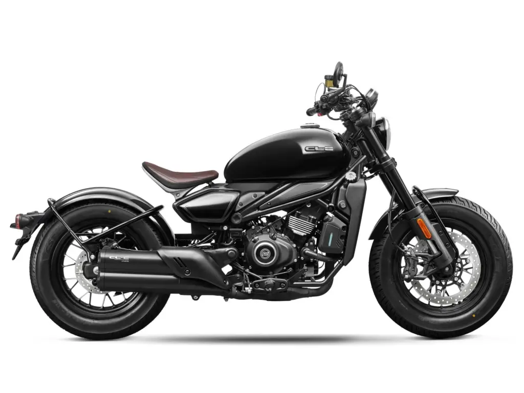 Nieuwe CFMOTO 450 CL-C naked bike met 449cc motor uit 2026 bij NIWA Motoren