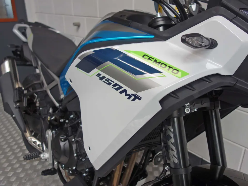 Nieuwe CFMOTO 450 MT tour met 450cc motor uit 2026 bij NIWA Motoren