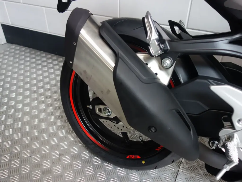 Nieuwe CFMOTO 450 SR supersport met cc motor uit 2026 bij NIWA Motoren