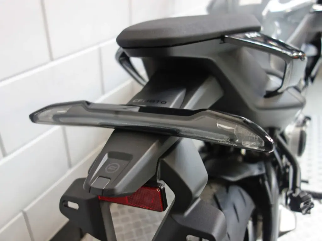 Nieuwe CFMOTO 675 NK naked bike met cc motor uit 2026 bij NIWA Motoren