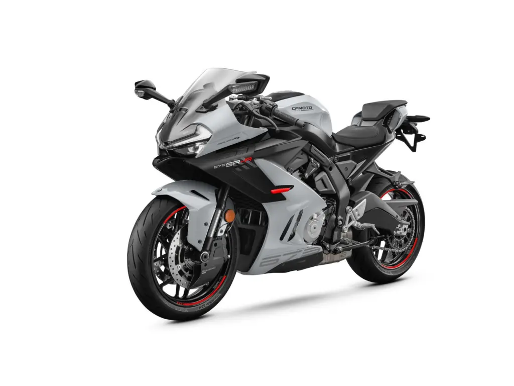 Nieuwe CFMOTO 675 SR supersport met cc motor uit 2026 bij NIWA Motoren