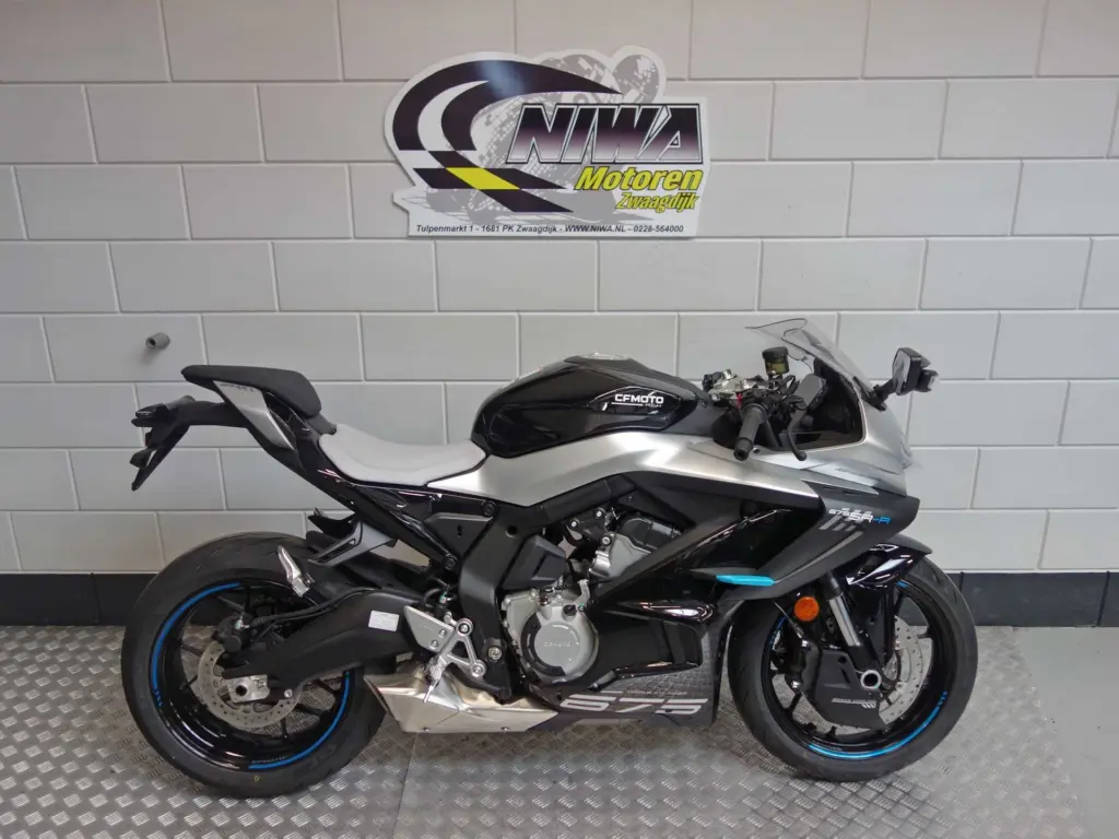 Nieuwe CFMOTO 675 SR supersport met cc motor uit 2026 bij NIWA Motoren