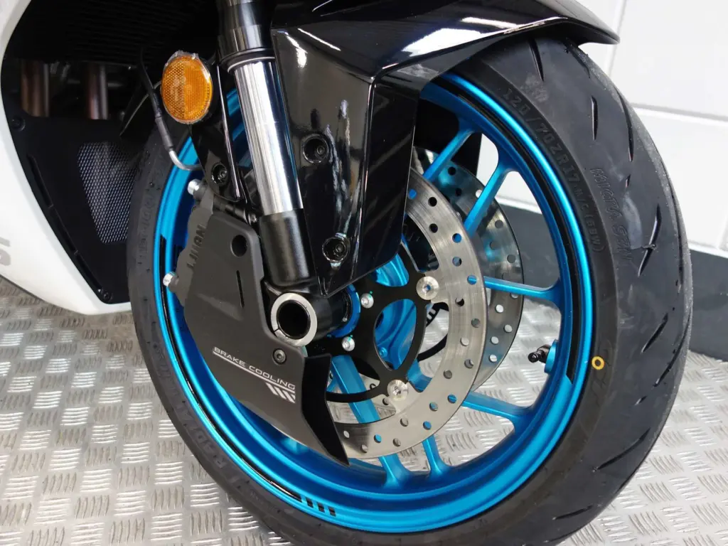 Nieuwe CFMOTO 675 SR supersport met cc motor uit 2026 bij NIWA Motoren