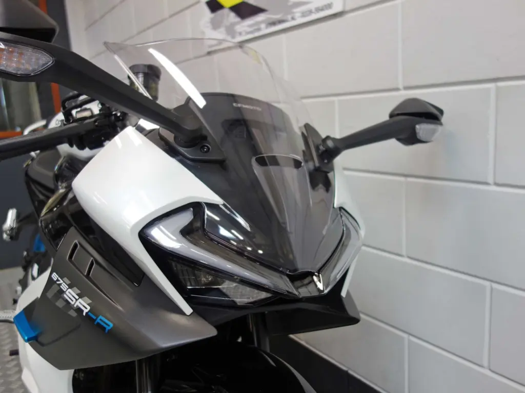 Nieuwe CFMOTO 675 SR supersport met cc motor uit 2026 bij NIWA Motoren
