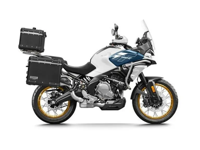 Nieuwe CFMOTO 700 MT tour met cc motor uit 2026 bij NIWA Motoren