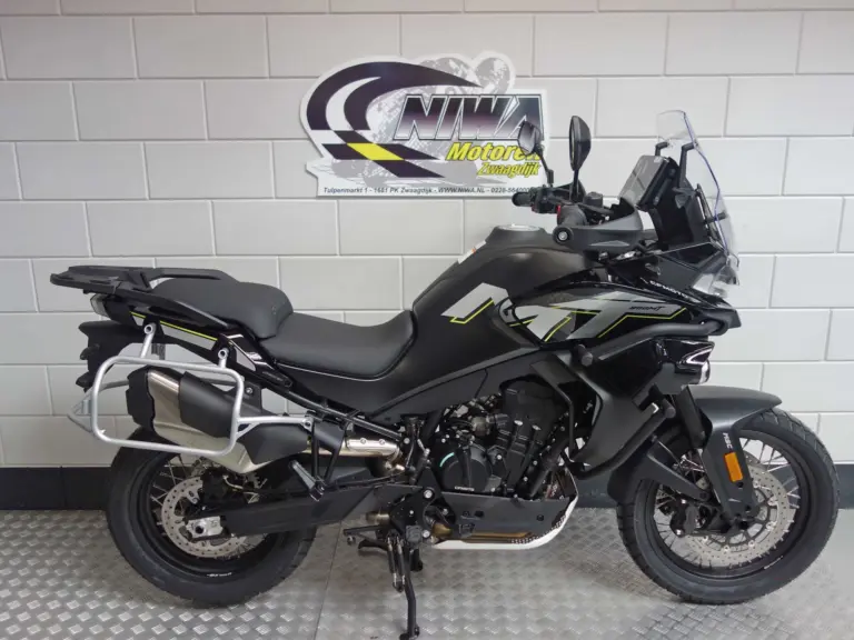 Nieuwe CFMOTO 700 MT tour met cc motor uit 2026 bij NIWA Motoren