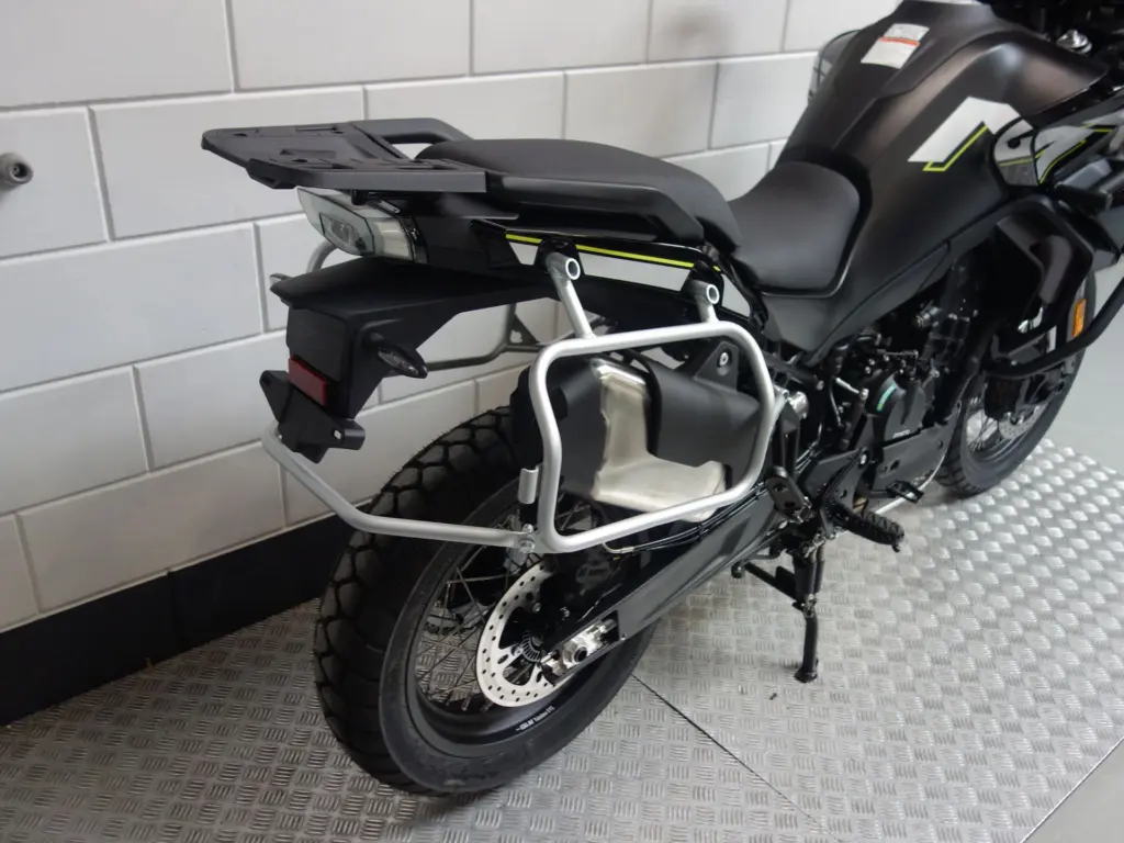 Nieuwe CFMOTO 800 MT tour met 799cc motor uit 2026 bij NIWA Motoren