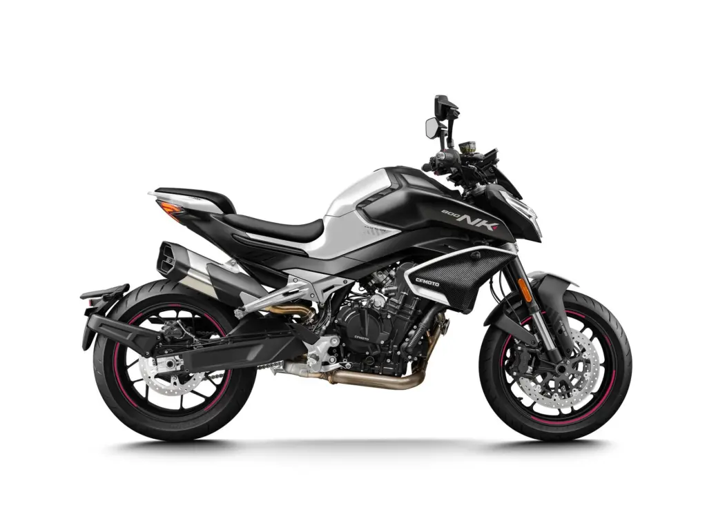 Nieuwe CFMOTO 800 NK naked bike met 799cc motor uit 2026 bij NIWA Motoren