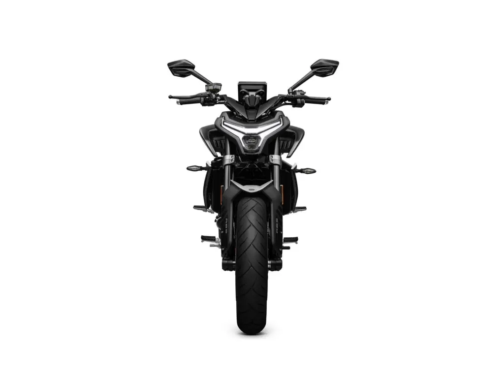 Nieuwe CFMOTO 800 NK naked bike met 799cc motor uit 2026 bij NIWA Motoren