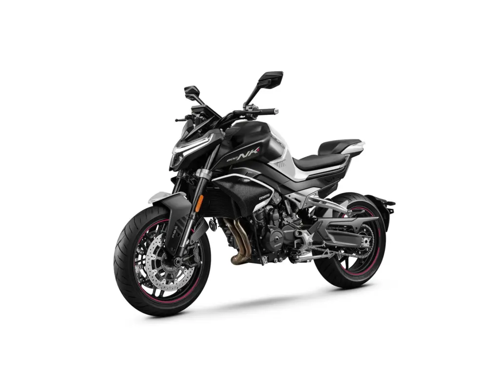 Nieuwe CFMOTO 800 NK naked bike met 799cc motor uit 2026 bij NIWA Motoren