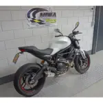 Gebruikte Ducati Monster naked bike met 803cc motor uit 2019 bij NIWA Motoren
