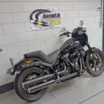 Gebruikte Harley-Davidson Low Rider chopper met 1923cc motor uit 2022 bij NIWA Motoren