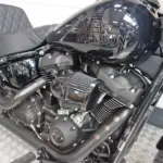Gebruikte Harley-Davidson Low Rider chopper met 1923cc motor uit 2022 bij NIWA Motoren