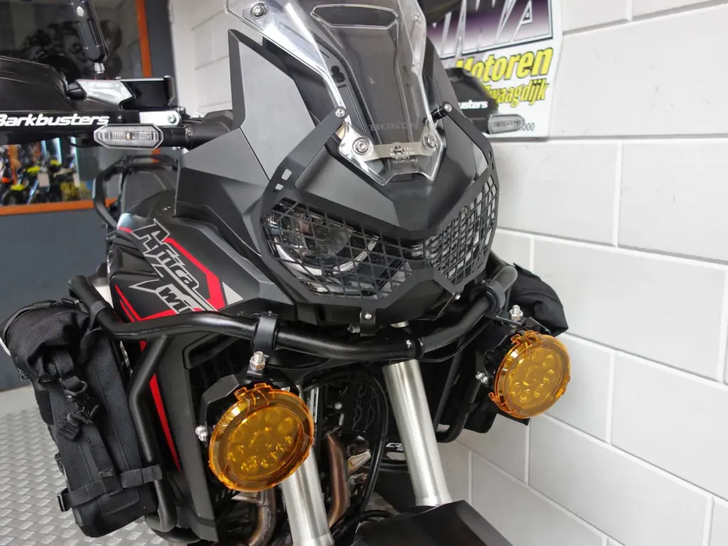 Gebruikte Honda CRF 1100 tour met 1084cc motor uit 2020 bij NIWA Motoren