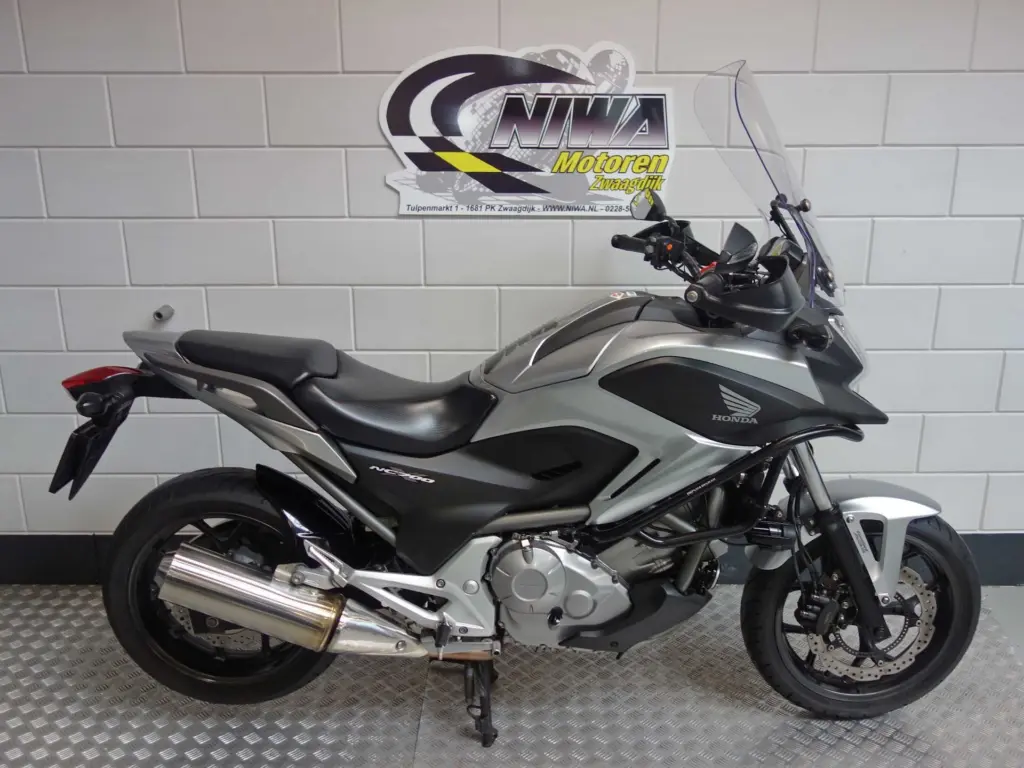 Gebruikte Honda NC 700 overig met 670cc motor uit 2012 bij NIWA Motoren