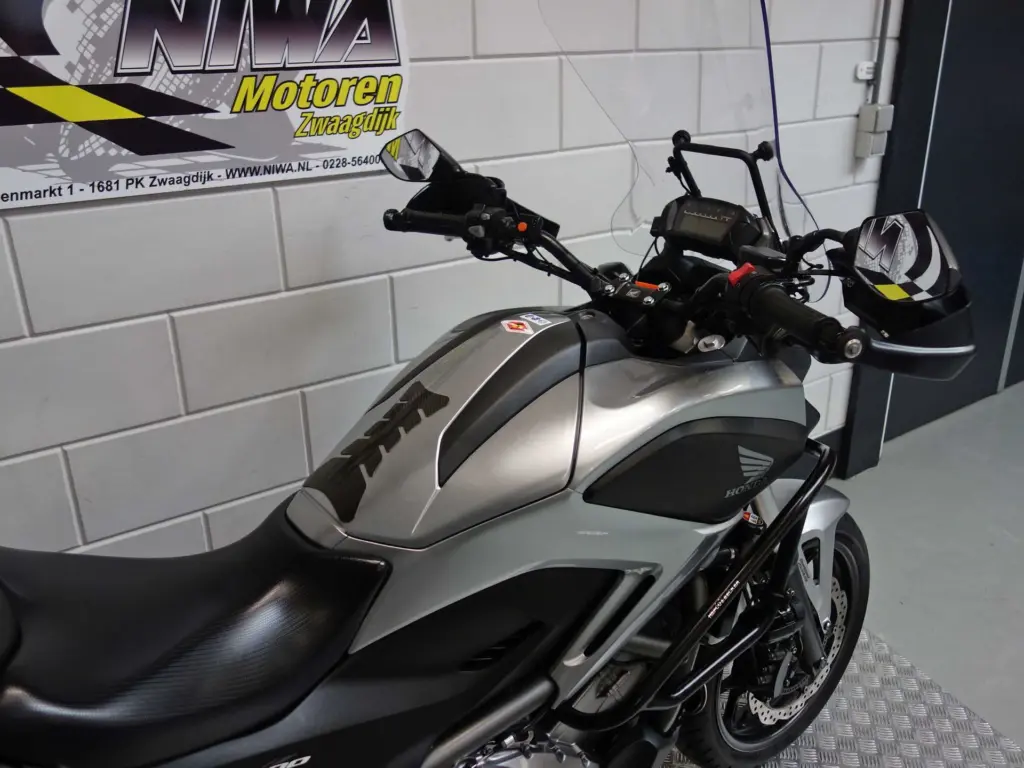 Gebruikte Honda NC 700 overig met 670cc motor uit 2012 bij NIWA Motoren
