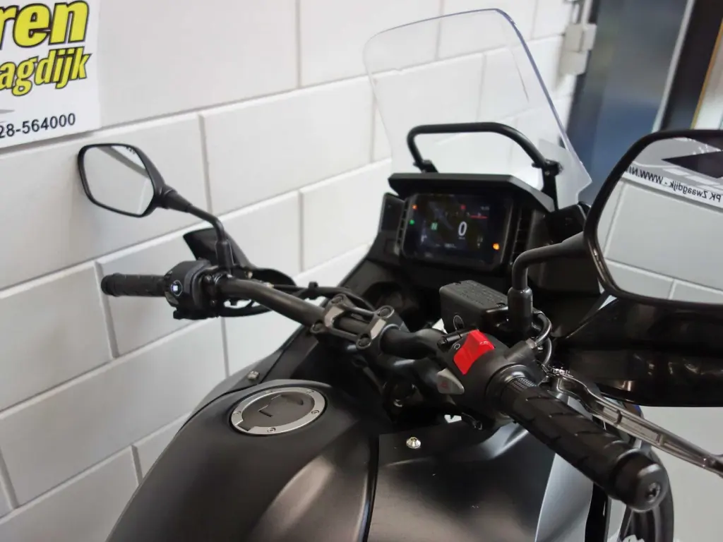 Gebruikte Honda CB 500 tour met 471cc motor uit 2024 bij NIWA Motoren