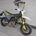 Gebruikte Husqvarna 701 Enduro supermotard met 693cc motor uit 2023 bij NIWA Motoren