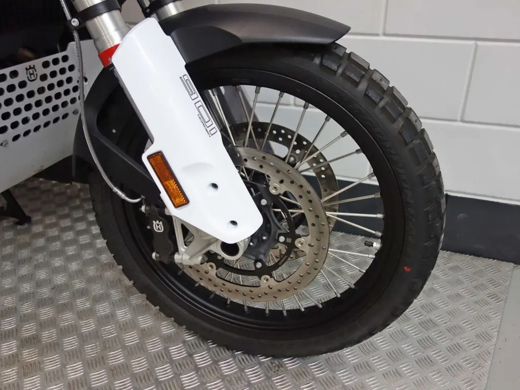 Gebruikte Husqvarna Norden 901 overig met 889cc motor uit 2025 bij NIWA Motoren
