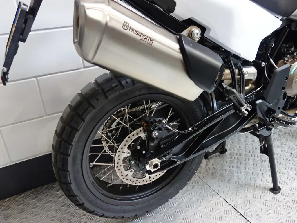 Gebruikte Husqvarna Norden 901 overig met 889cc motor uit 2025 bij NIWA Motoren