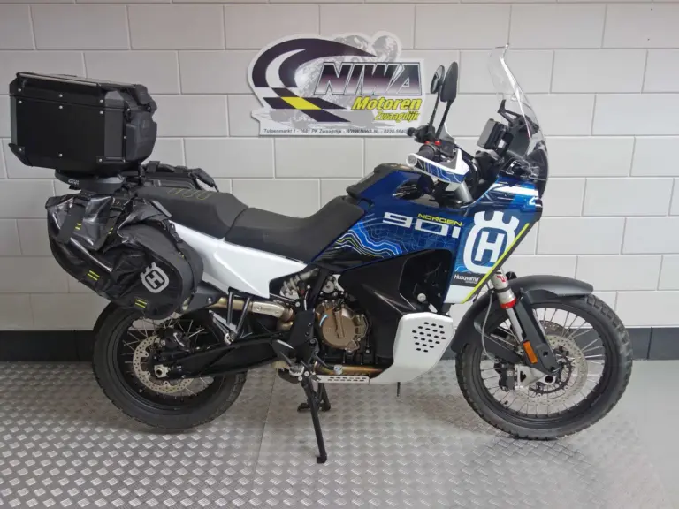 Gebruikte Husqvarna Norden 901 overig met 889cc motor uit 2025 bij NIWA Motoren