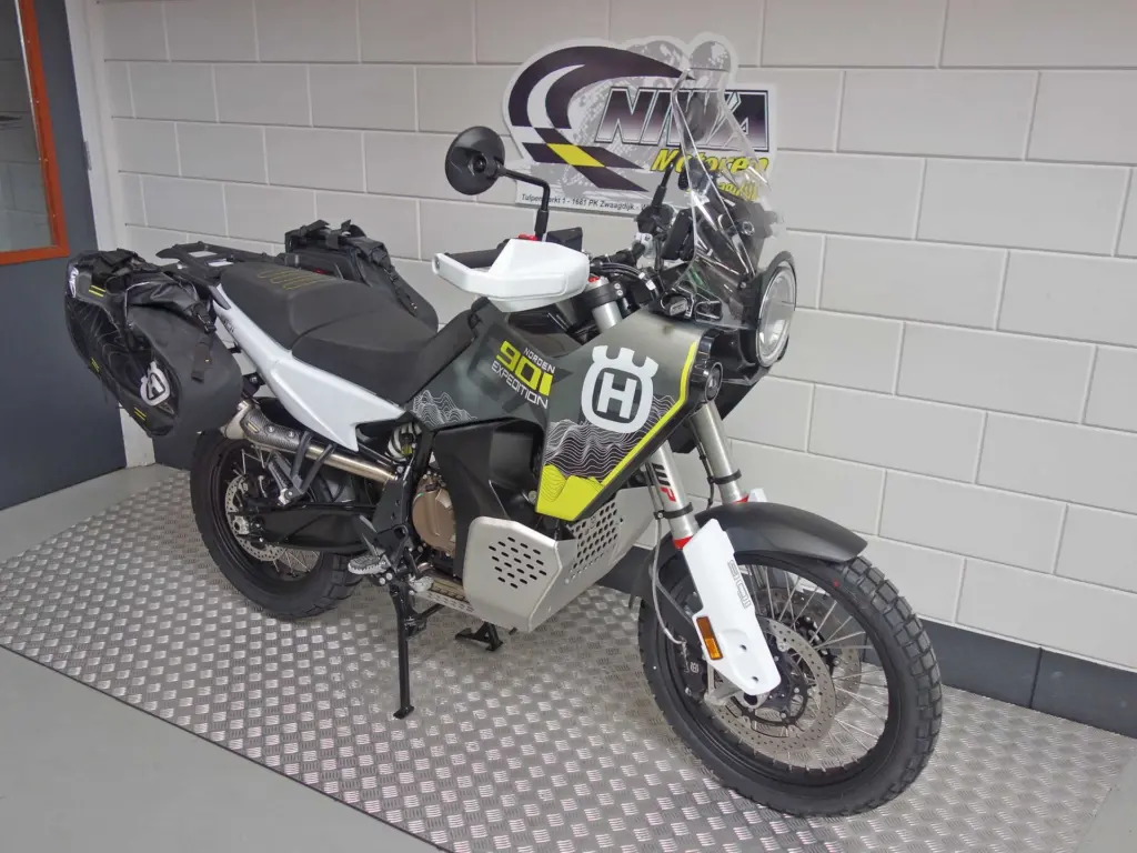 Nieuwe Husqvarna Norden 901 overig met 889cc motor uit 2025 bij NIWA Motoren