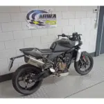 Nieuwe Husqvarna Svartpilen naked bike met 799cc motor uit 2025 bij NIWA Motoren