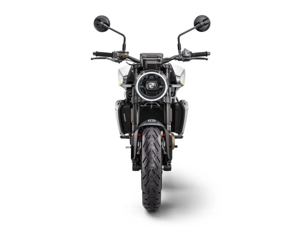 Nieuwe Husqvarna Vitpilen naked bike met 799cc motor uit 2025 bij NIWA Motoren