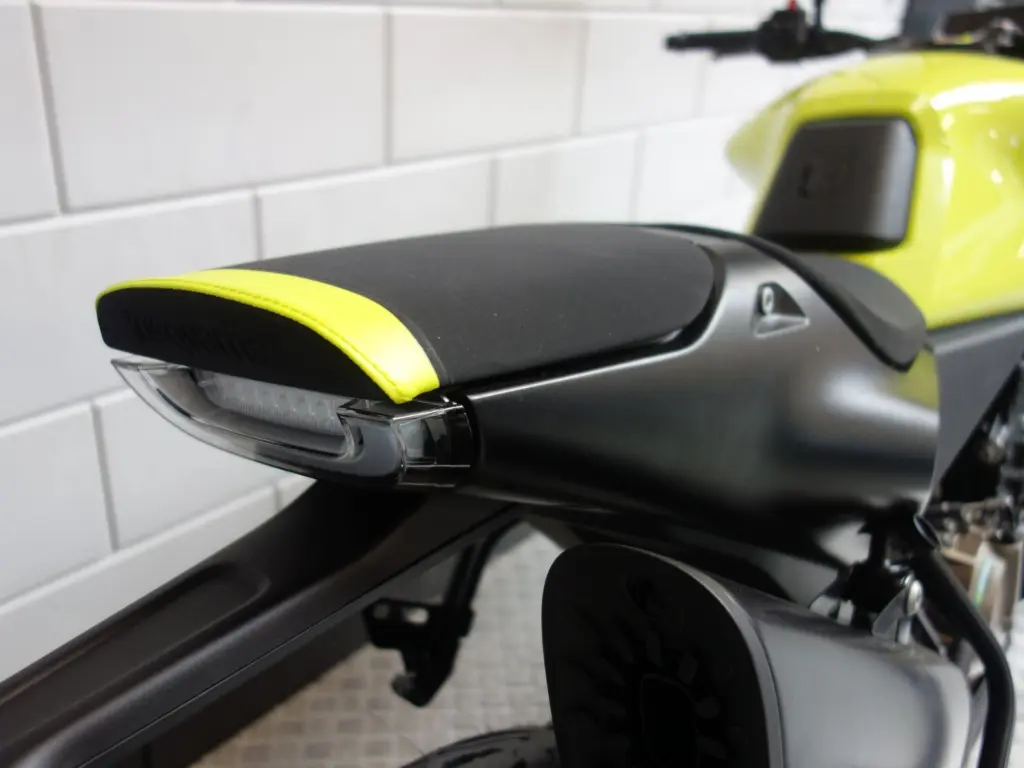 Nieuwe Husqvarna Vitpilen naked bike met 799cc motor uit 2026 bij NIWA Motoren
